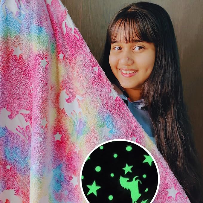 Glow in The Dark Blanket for Kids | Dinosaur | Queen Size | 150x200 Cm | 0-15 Years | Soft Flannel Fleece Throw | Cozy & Warm All-Season Glow Blanket | Ideal Gift for Boys & Girls