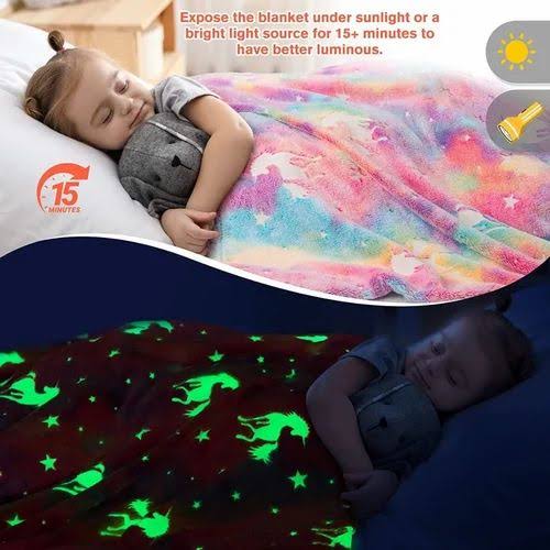 Glow in The Dark Blanket for Kids | Dinosaur | Queen Size | 150x200 Cm | 0-15 Years | Soft Flannel Fleece Throw | Cozy & Warm All-Season Glow Blanket | Ideal Gift for Boys & Girls